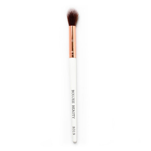 Boujee Beauty Fluffy Highlighter Brush - B319