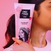 CosIQ Emily In Paris Emily's Enchante Shower Gel 200 ml
