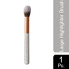 Pigment Play Large Highlighter Brush 1 Piece
