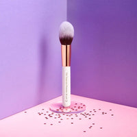 Pigment Play Tapered Powder Brush 1 Piece