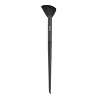 Renee Cosmetics Fan Brush R6 1 Piece