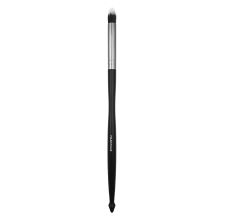 Majestique Eyeshadow Filler Brush 1 Piece
