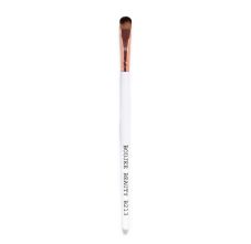Boujee Beauty Fool Proof Cut Crease Brush - B213