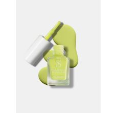 StarStruck by Sunny Leone - Lime Green - Glossy Nail Polish | Mirror-Like Shine & Longwear Color | Quick Dry Formula 9.9 ml